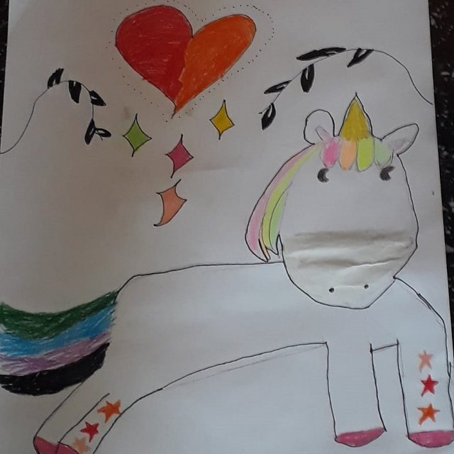 Lara. 8 años. Montevideo. Barrio Reducto.